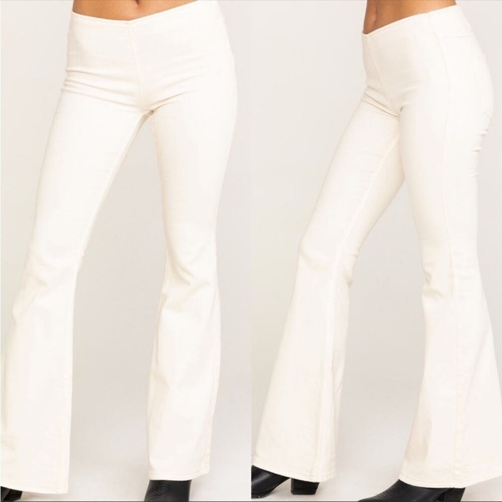 NEW FP FREE PEOPLE White Cream Penny Ultra Flare Wide Leg Pull On Jeans Pants 32